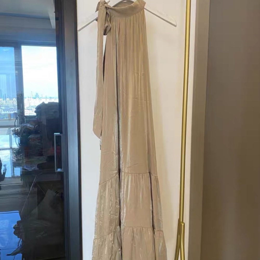 Elegant Beige Maxi Dress